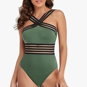 HILOR ONE PIECE SWIMSUIT | Size Medium 8-10